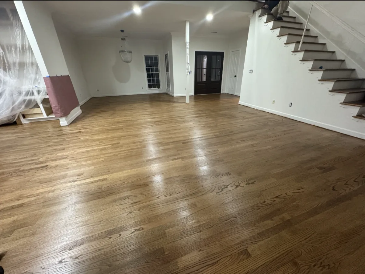 The same living room finished, one even floor throughout